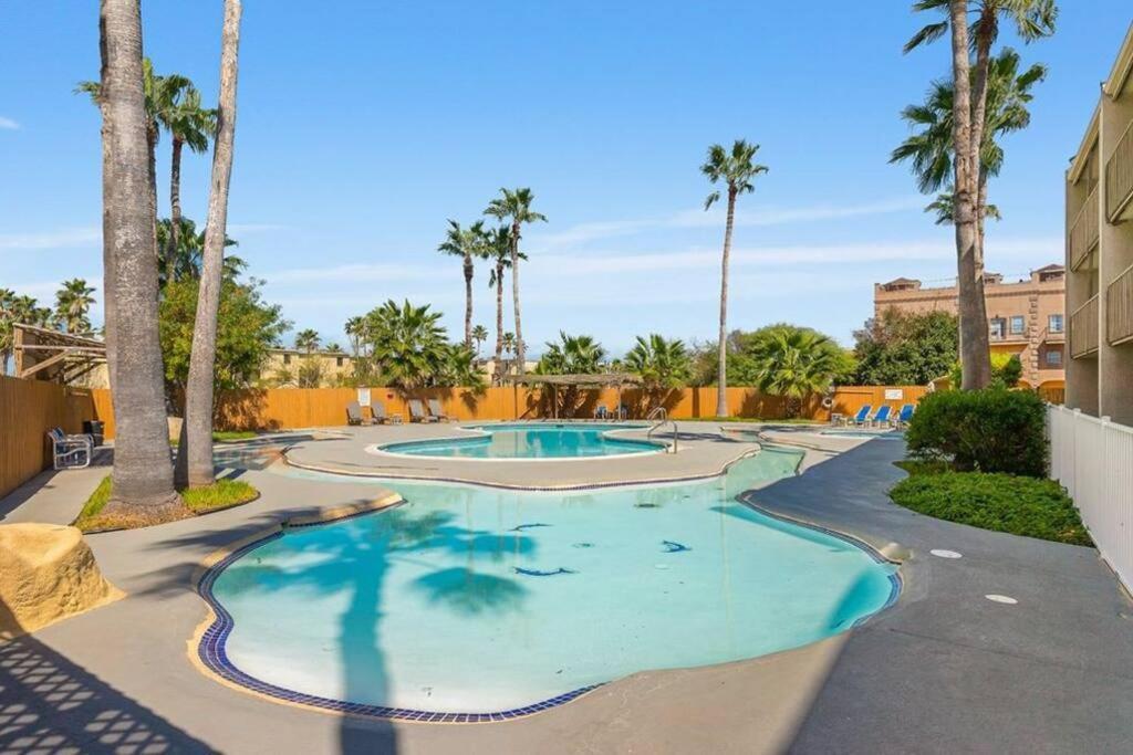 2 Bed 2 Bath Condo By Beach With Resort Pool South Padre Island Exterior foto